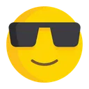 Free Mesa De Trabajo Sonriendo Entrecerrando Los Ojos Riendo Icono