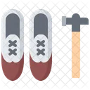 Making Shoes Hammer Icon